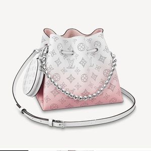 Bella Louis Vouitton